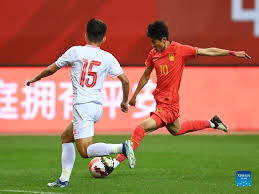 奇异果体育：6-1！欧冠淘汰利物浦的8.5亿豪门杀疯了：27轮不.
